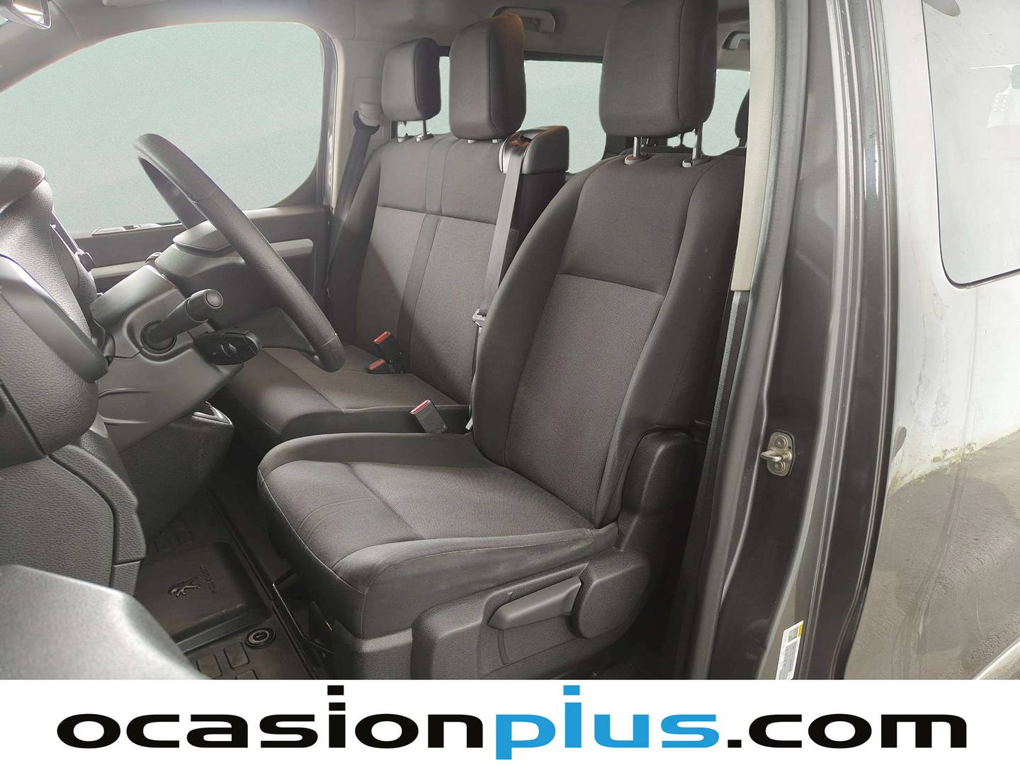 Foto asientos delanteros Peugeot Traveller Peugeot Traveller BlueHDi 120 Business Long (120 CV) 9 Plazas