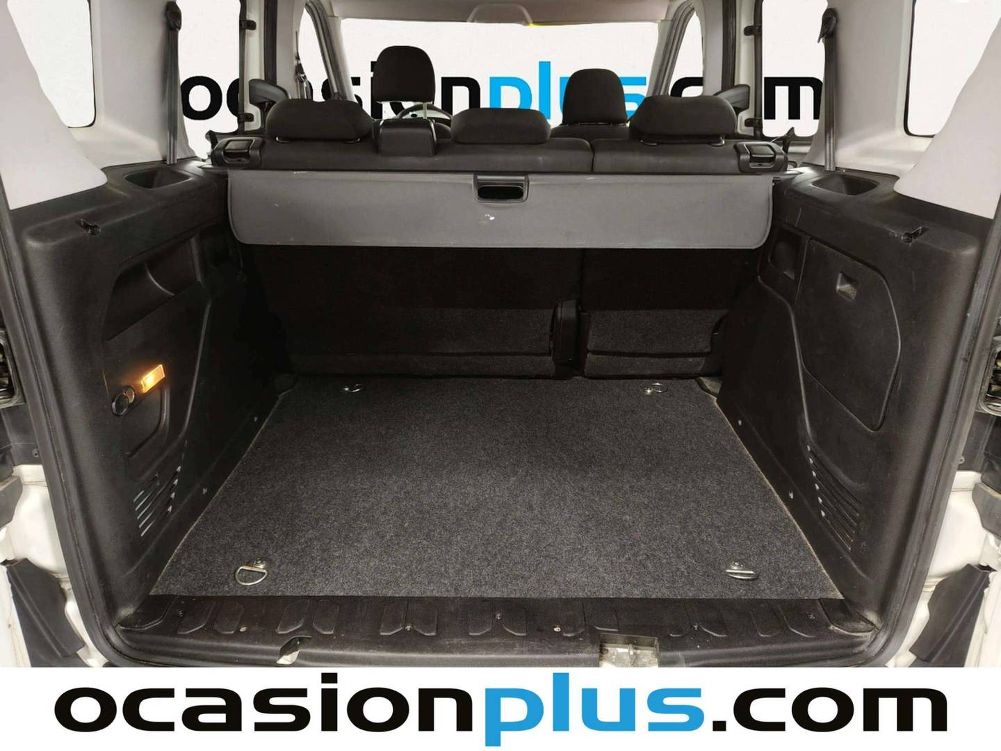 Fotos maletero Opel Combo Opel Combo Tour 1.3 CDTI Expression L1H1 (90 CV)