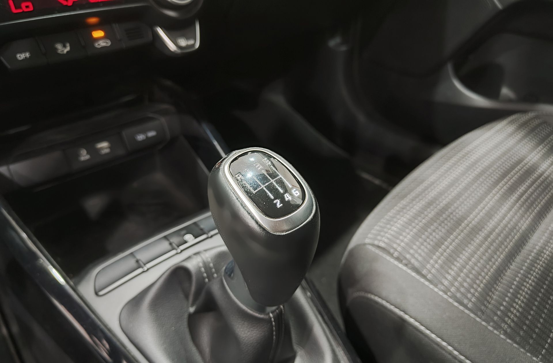 Kia Stonic 1.0 T-GDi Eco-Dynamic Drive - foto 5