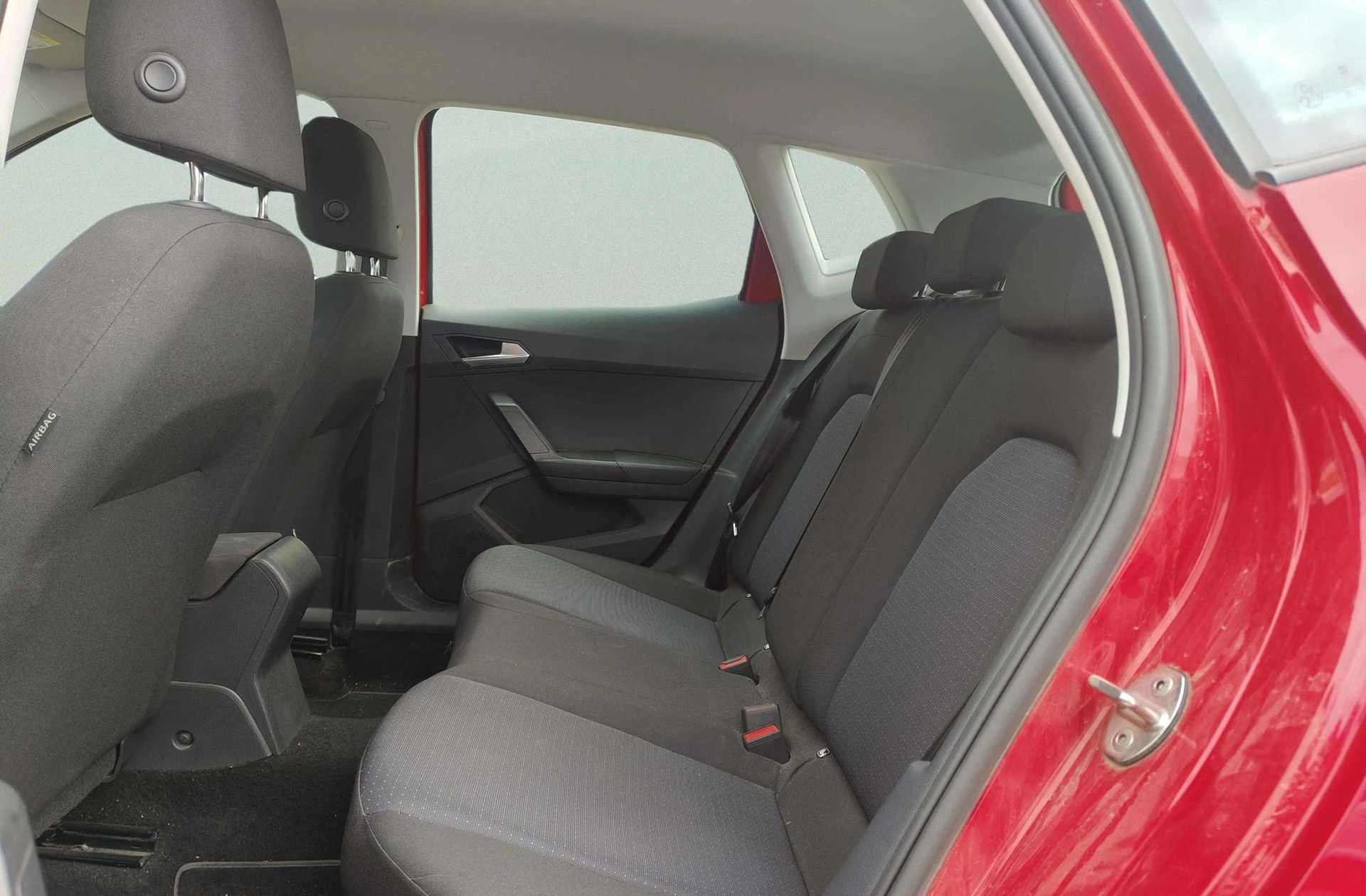 SEAT Arona 1.0 TSI Style Plus - foto 12