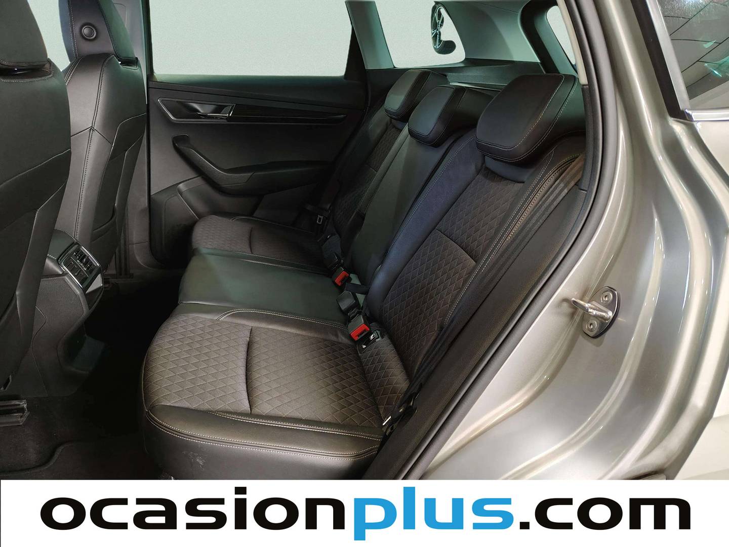 Foto asientos traseros Skoda Karoq Skoda Karoq 1.5 TSI ACT Style DSG (150 CV)