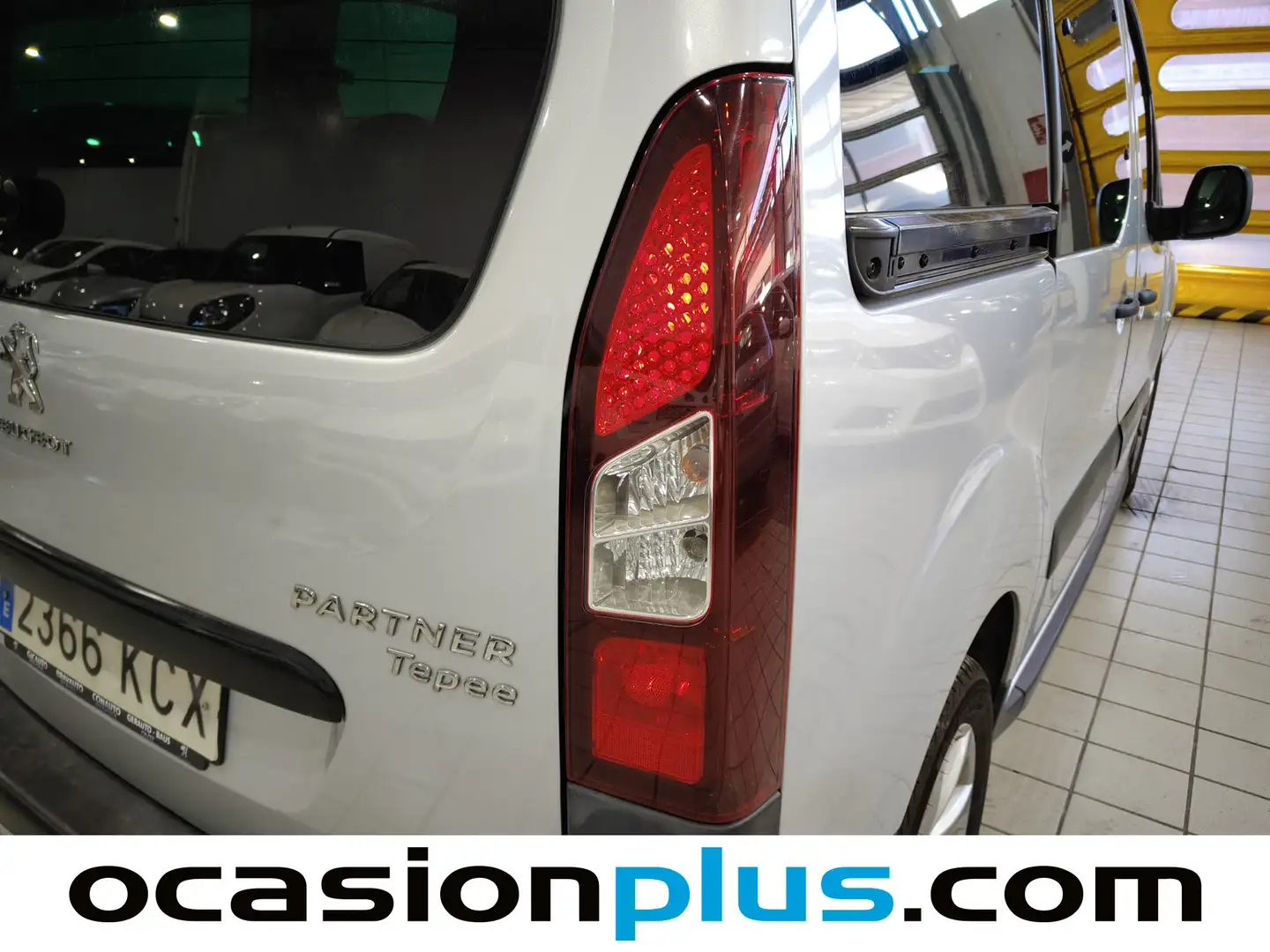 Foto Peugeot Partner Peugeot Partner Tepee Tepee BlueHDi 100 Outdoor (100 CV)