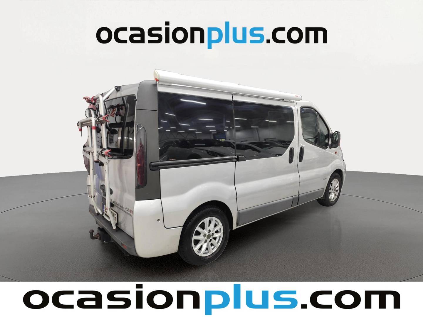 Foto trasera Opel Vivaro Opel Vivaro Combi 2.5 CDTI Corto 2.9t (135 CV) Camperizada 4 Plazas derecha