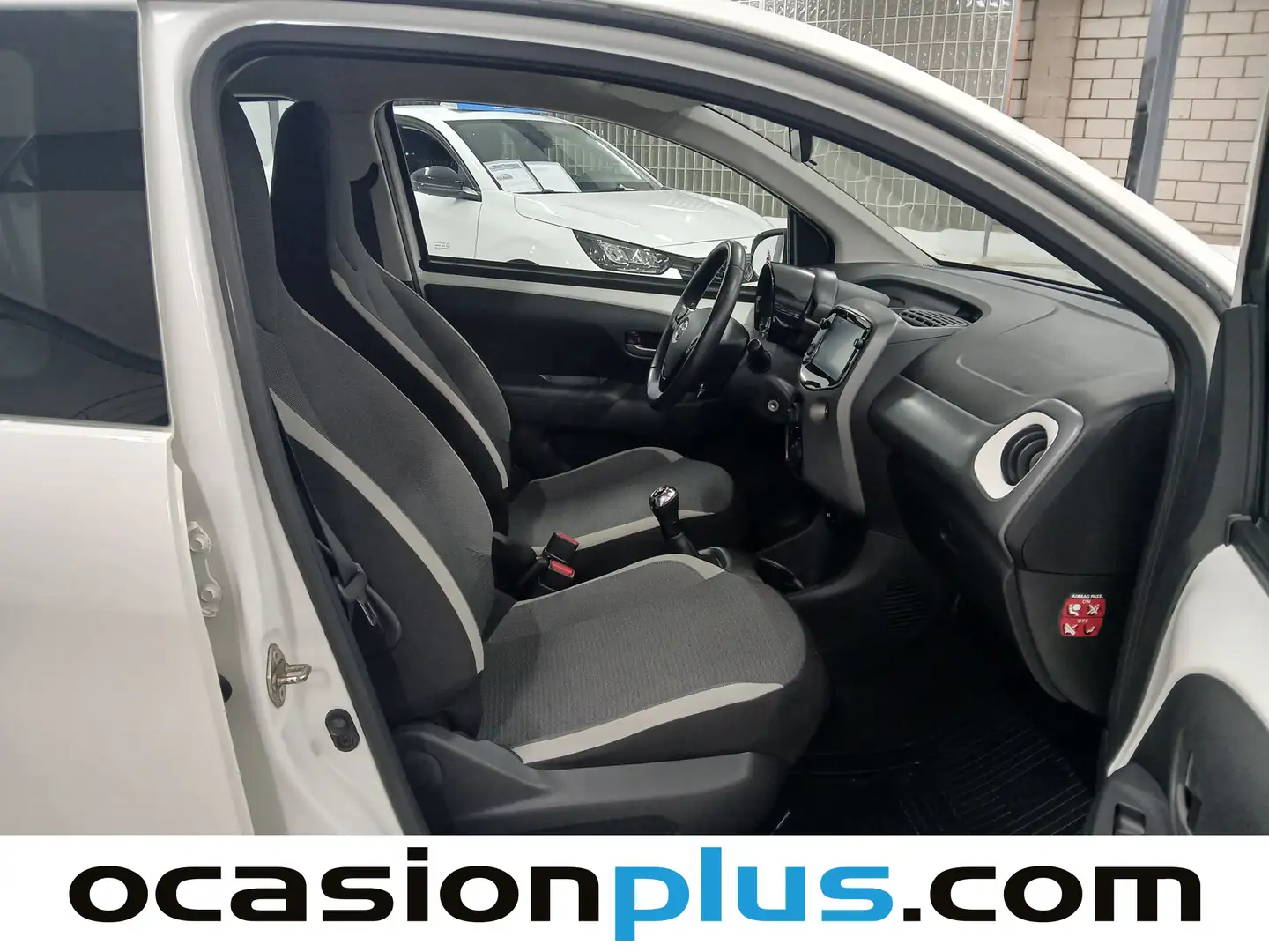Foto Toyota Aygo Toyota Aygo 1.0 70 x-play (72 CV)