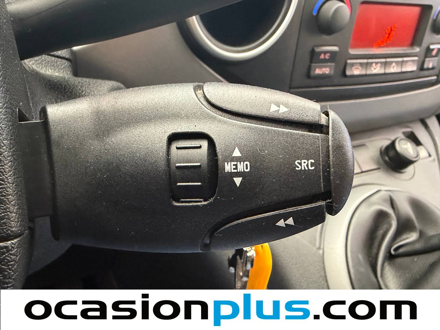 Foto Peugeot Partner Peugeot Partner Tepee Combi 1.6 BlueHDI Active (100 CV)