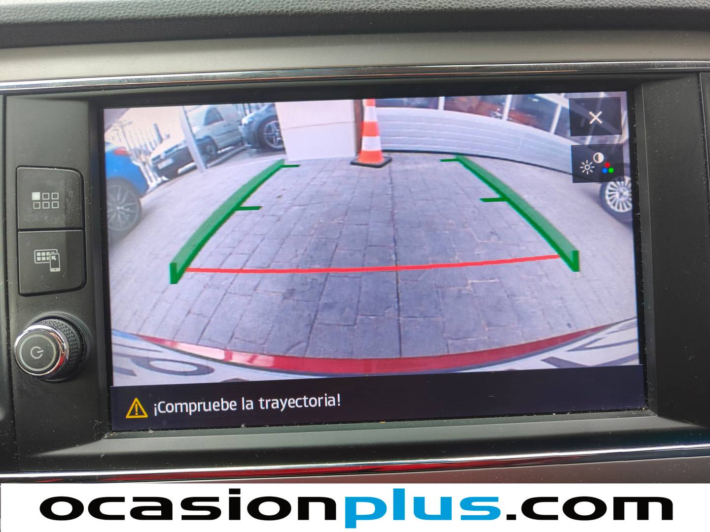 Equipamiento del Seat León SEAT León 1.6 TDI S&S Style Visio (115 CV)