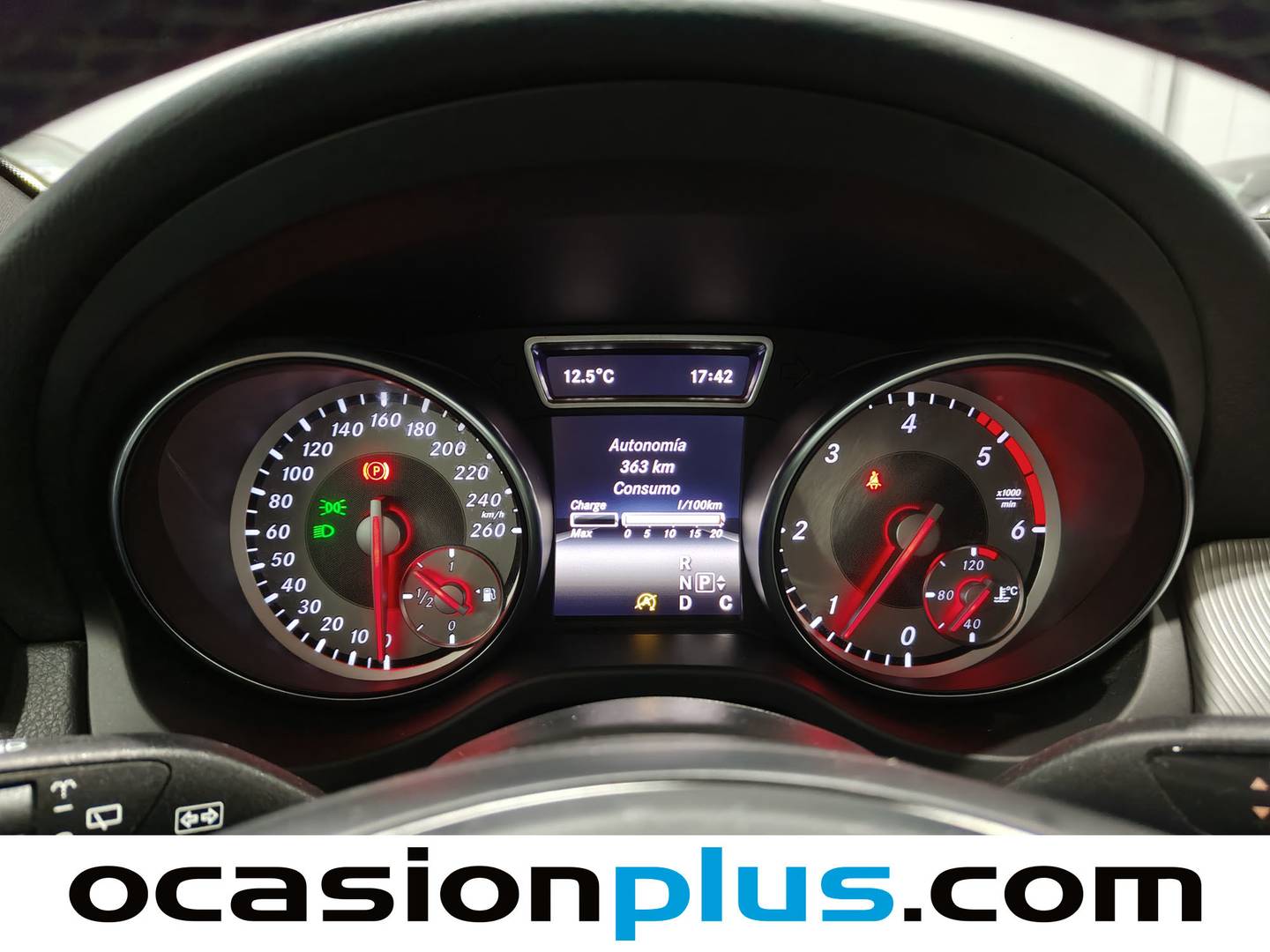 Foto Mercedes GLA Mercedes-Benz GLA GLA 220 d Urban (177 CV)