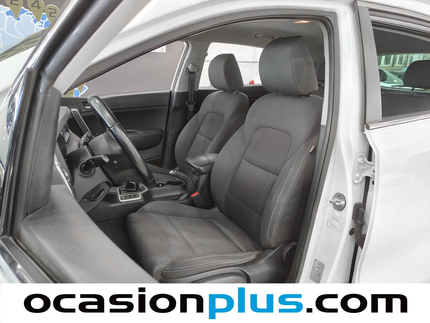 Foto asientos delanteros KIA Sportage KIA Sportage 1.7 CRDi VGT Eco-Dynamics x-Tech17 4x2 (115 CV)