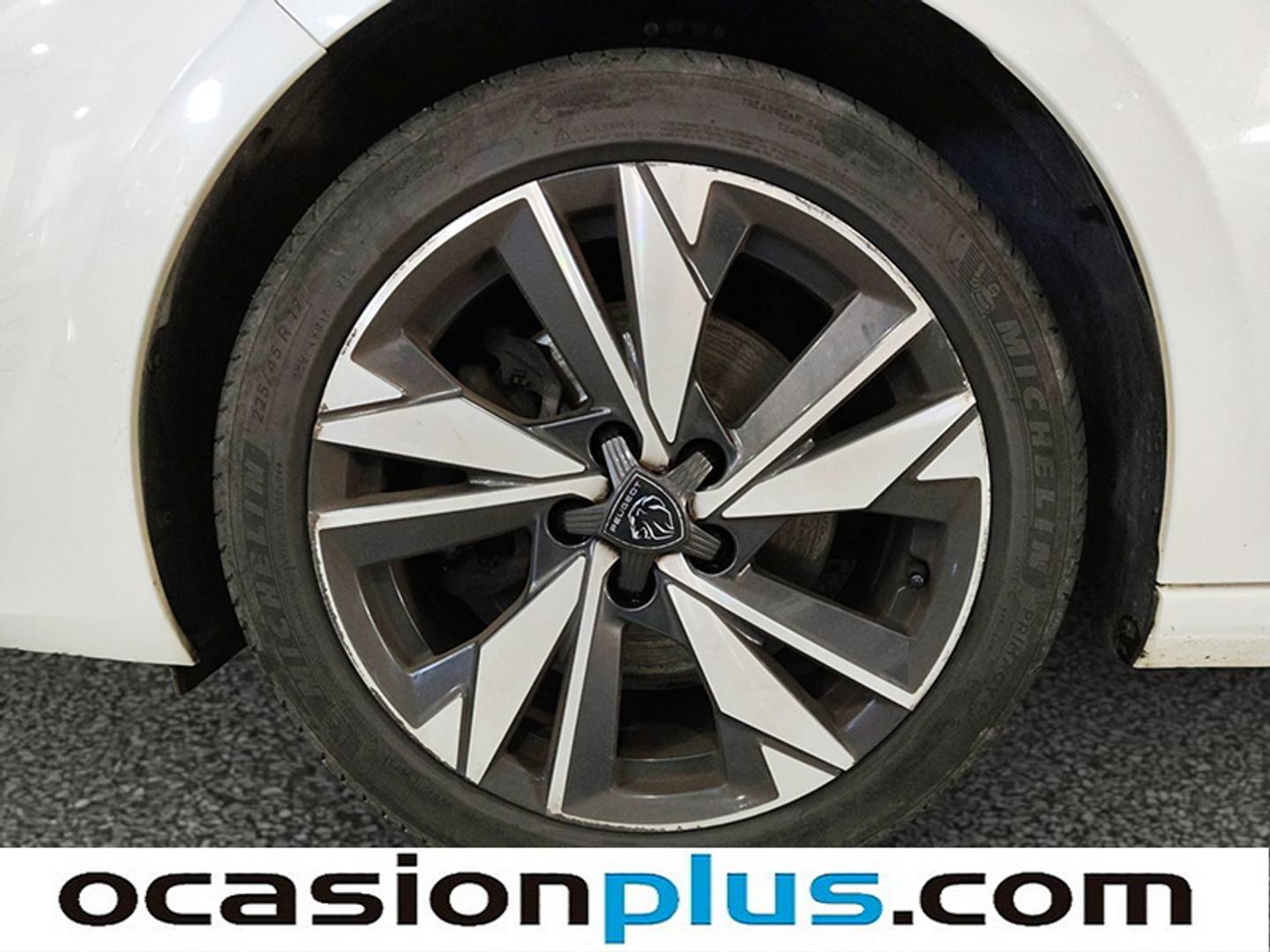 Foto Peugeot 308 Peugeot 308 BlueHDi 130 S&S Allure  (130 CV)