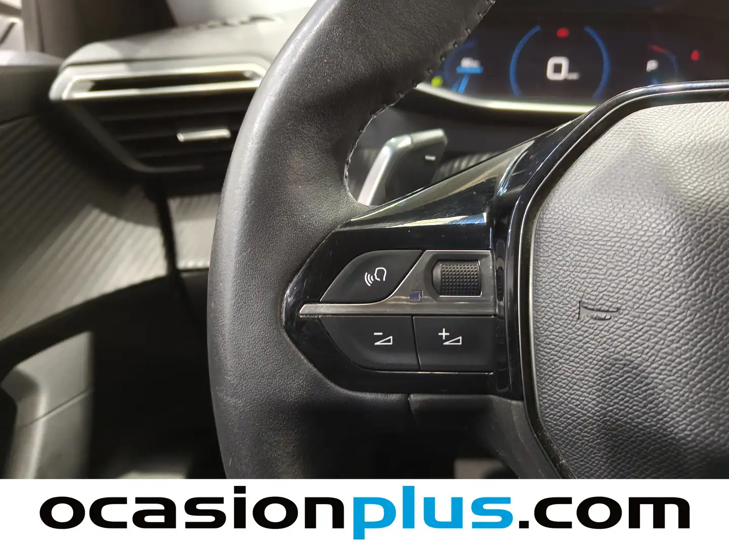 Foto Peugeot 2008 Peugeot 2008 BlueHDi 130 S&S Allure Pack EAT8 (130 CV)