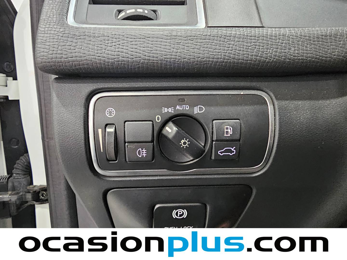 Foto Volvo XC60 Volvo XC60 D3 Kinetic (136 CV)