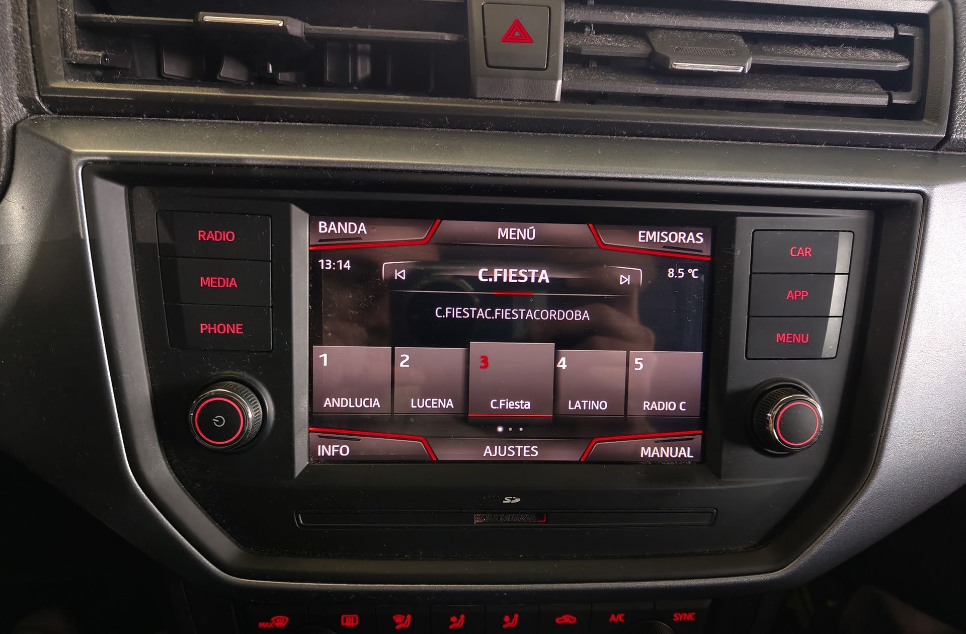 SEAT Arona 1.6 TDI Ecomotive Style - foto 31