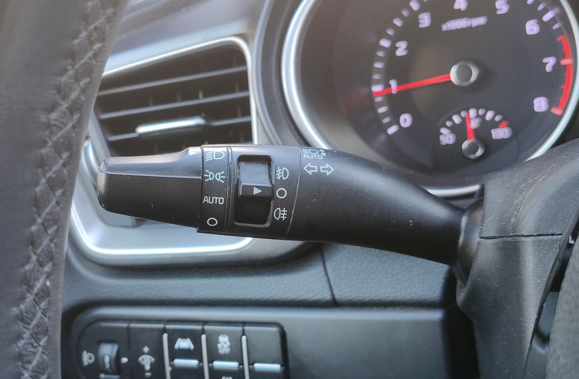 Kia Ceed 1.0 T-GDi Drive - foto 28