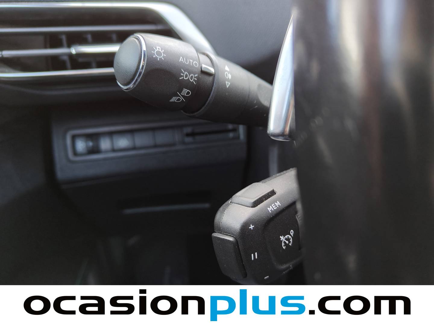 Foto Peugeot 5008 Peugeot 5008 PureTech 130 S&S Allure Pack EAT8 (130 CV) 7 plazas