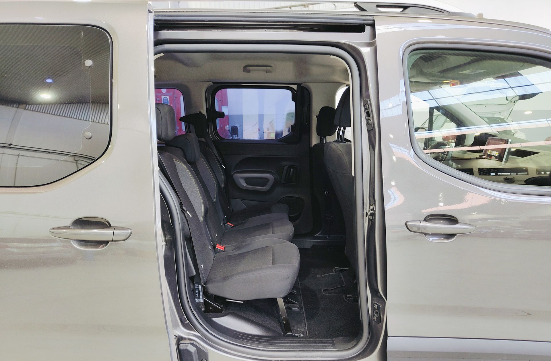 Peugeot Rifter PureTech 110 Active Standard - foto 18