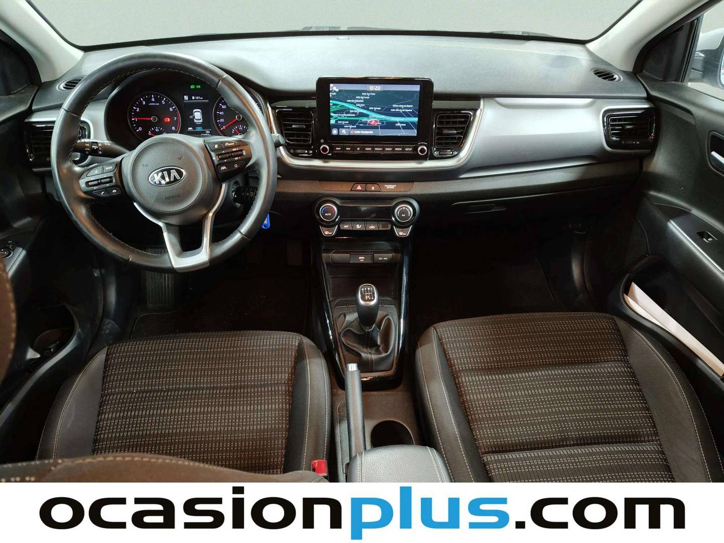 Foto KIA Stonic Kia Stonic 1.0 T-GDi MHEV Drive iMT (120 CV)