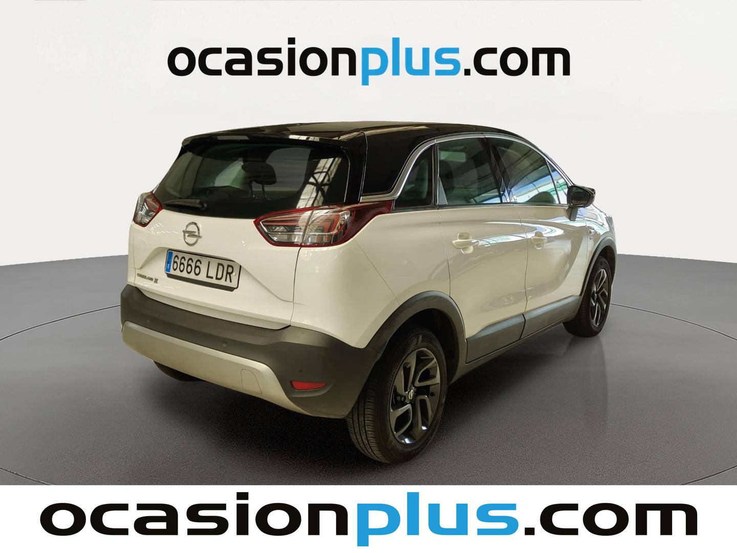 Foto trasera Opel Crossland X Opel Crossland X 1.2 S&S Design Line 120 Aniversario (110 CV) derecha