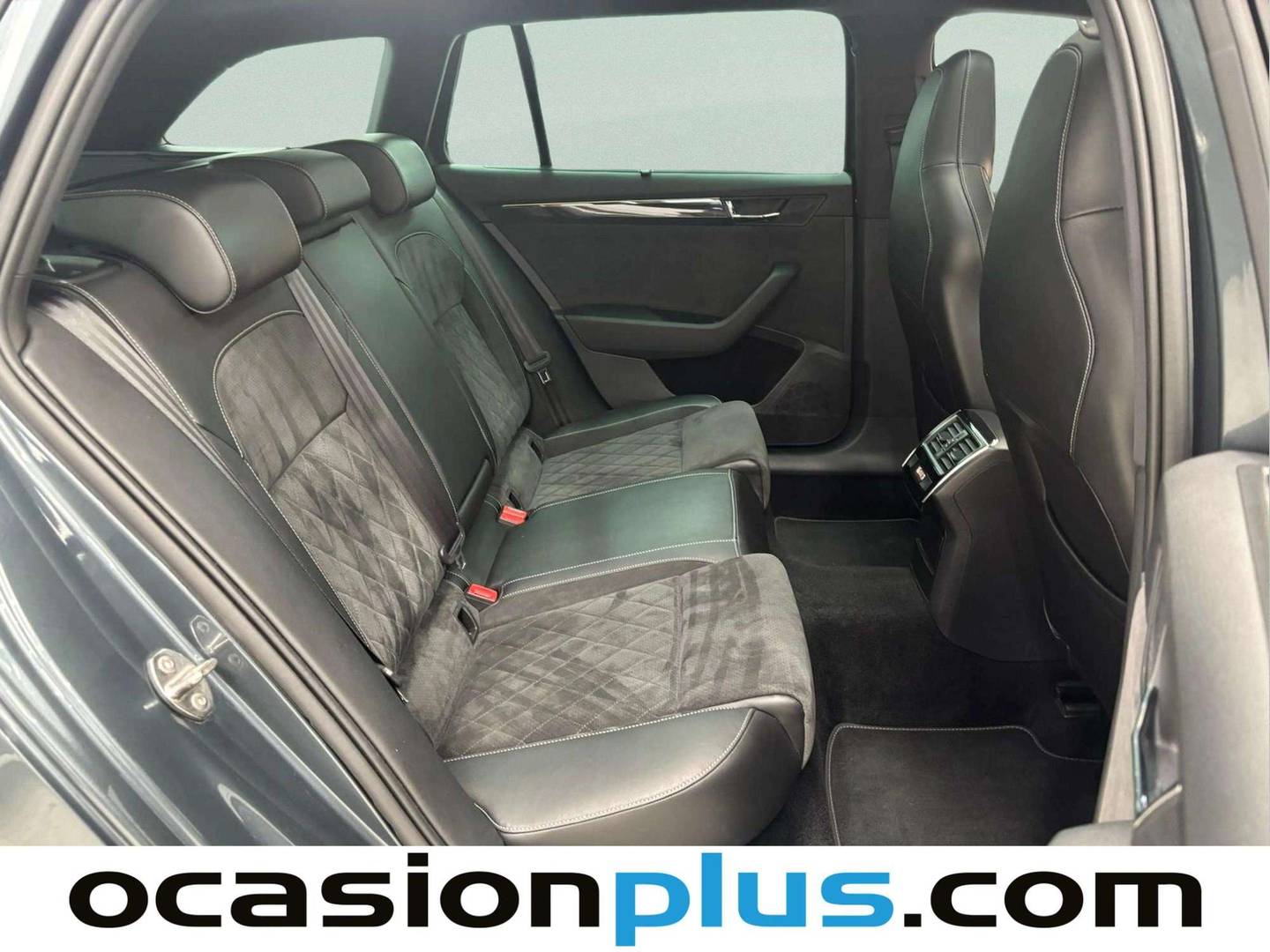 Skoda Superb Skoda Superb Combi 2.0 TDI Sport Line DSG (190 CV) diésel
