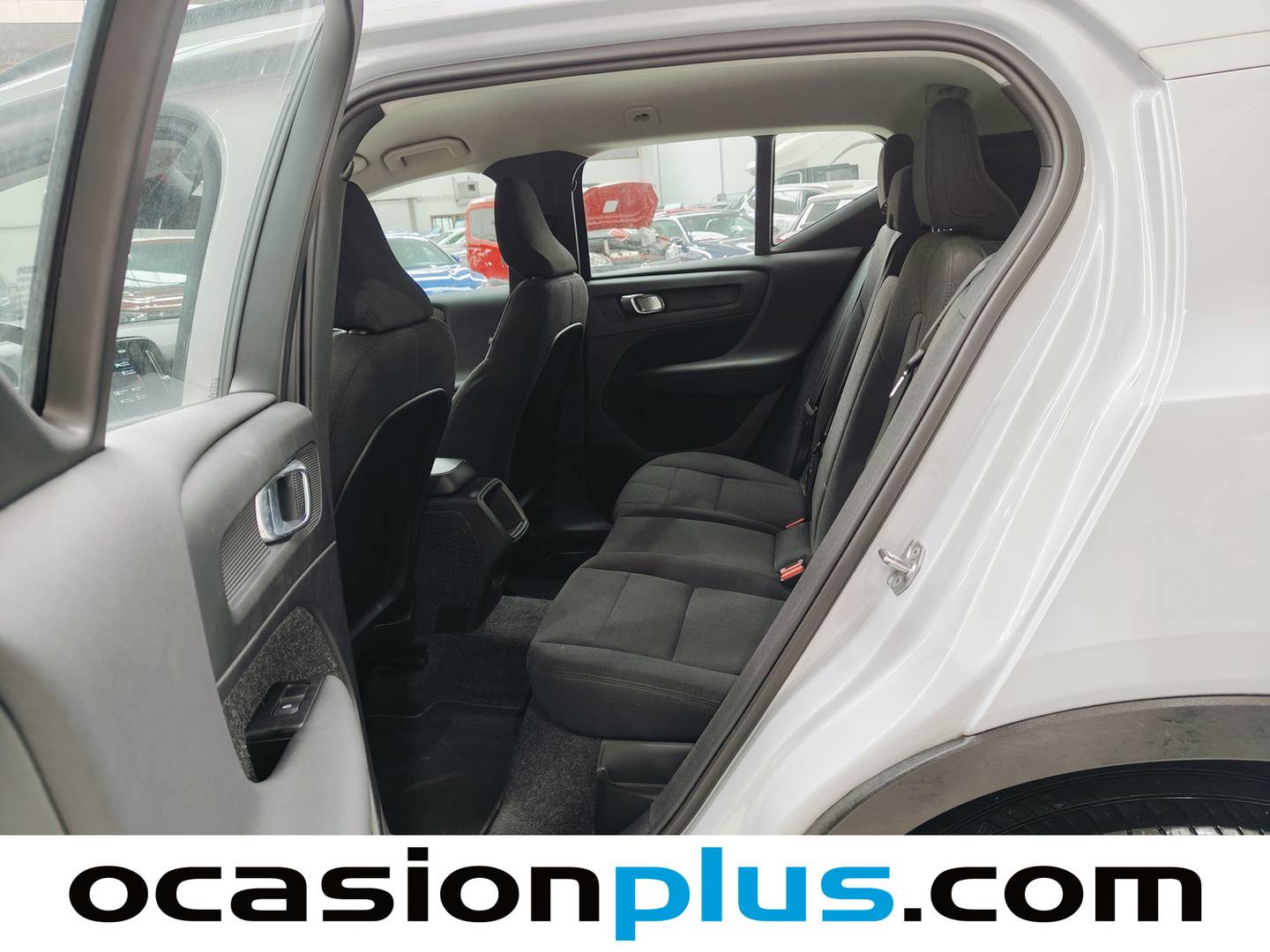 Foto asientos traseros Volvo XC40 Volvo XC40 T2 Momentum Core (129 CV)
