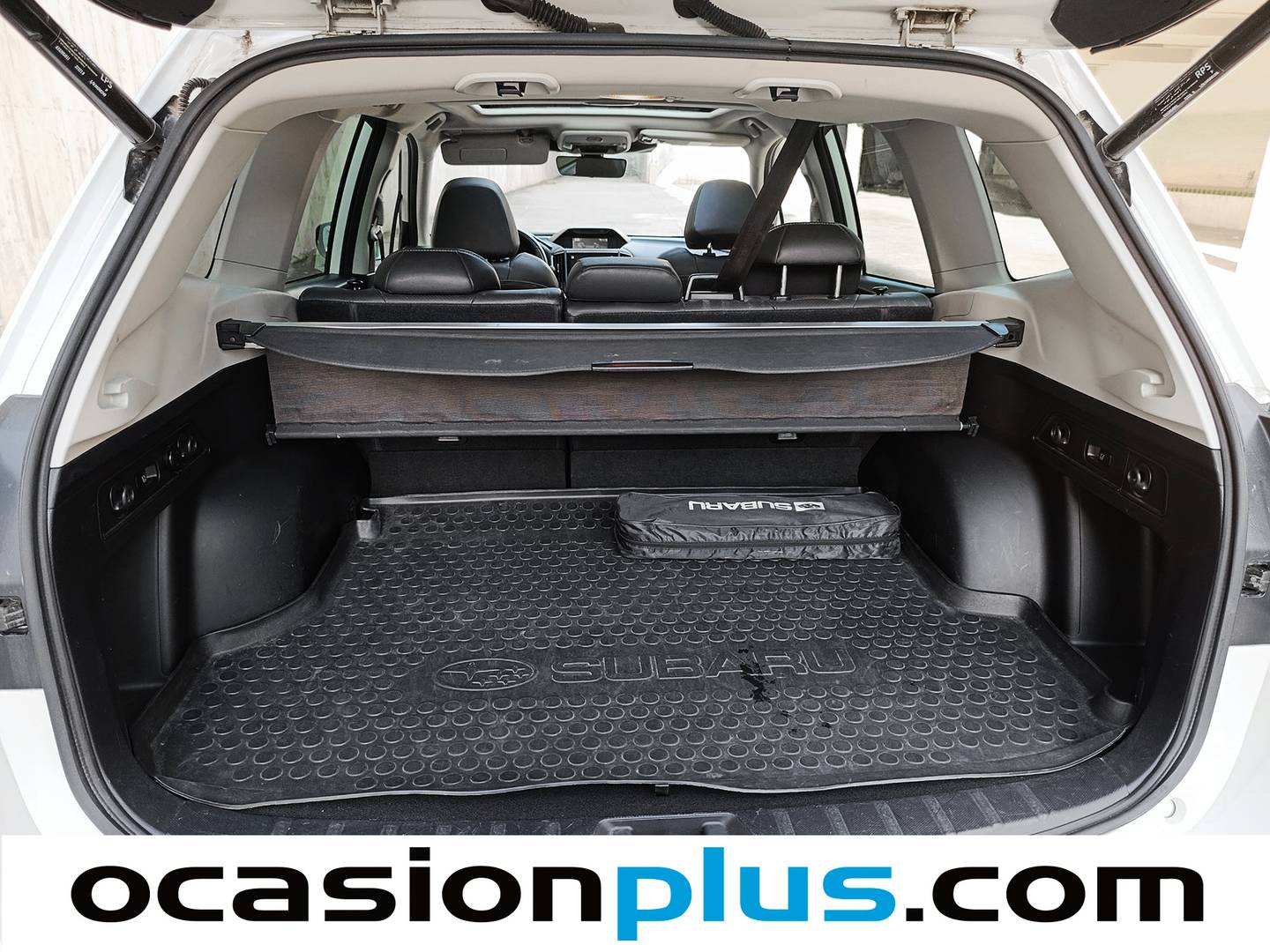 Fotos maletero Subaru Forester Subaru Forester 2.0i Hybrid Executive Plus CVT (150 CV)