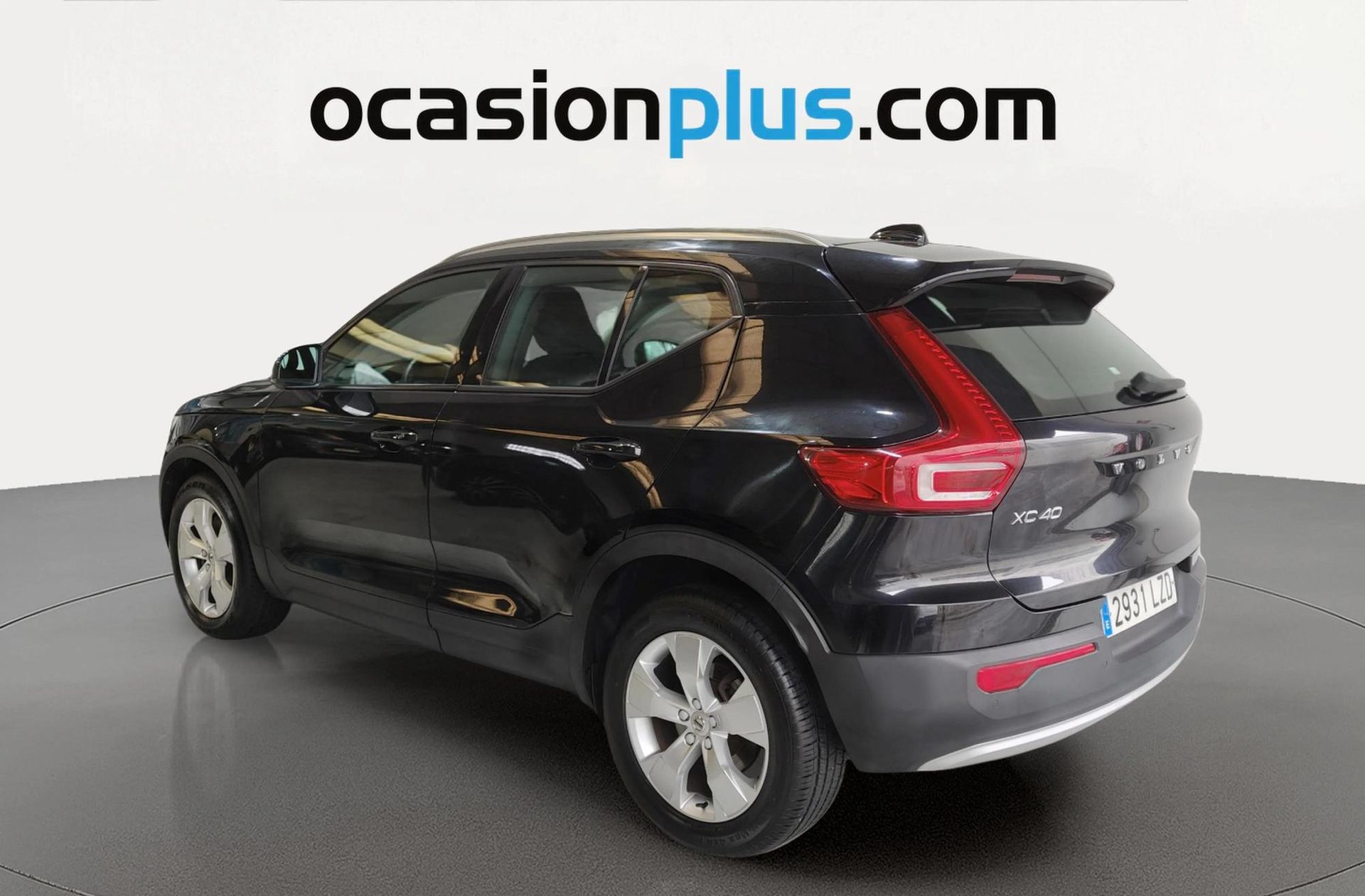 Volvo XC40 B4 G Momentum Pro AWD - foto 3