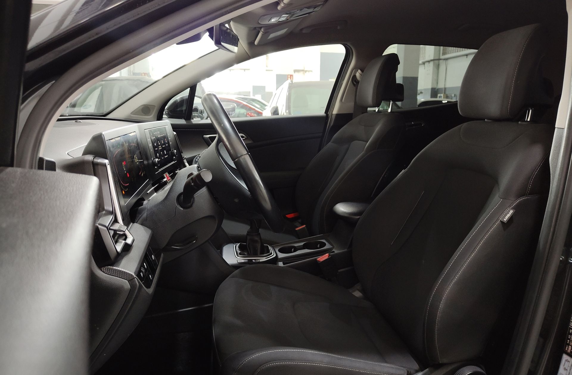 Kia Sportage 1.6 T-GDi Concept 4x2 - foto 10