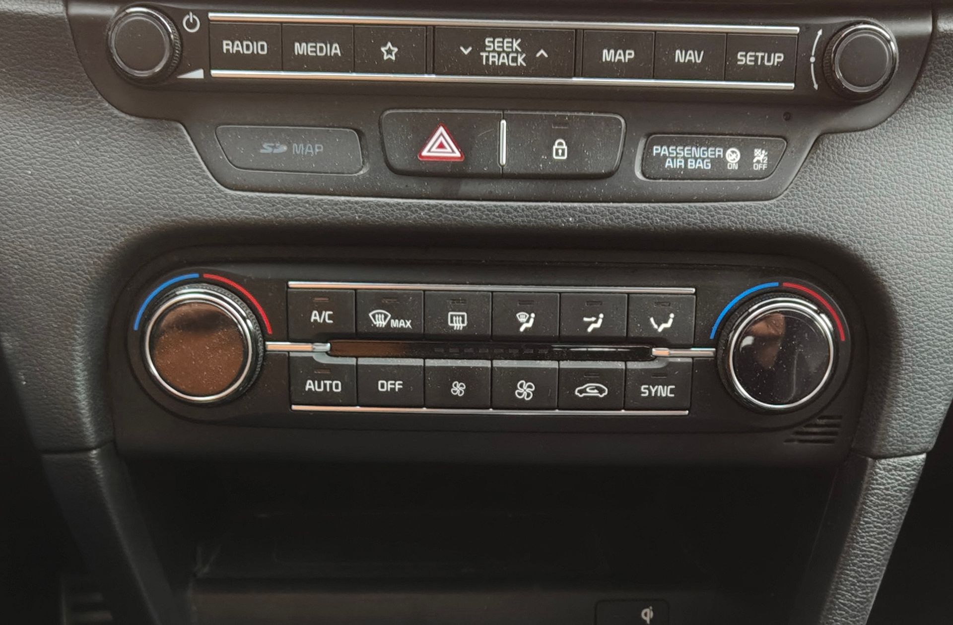 Kia Ceed 1.0 T-GDi Launch Edition - foto 28