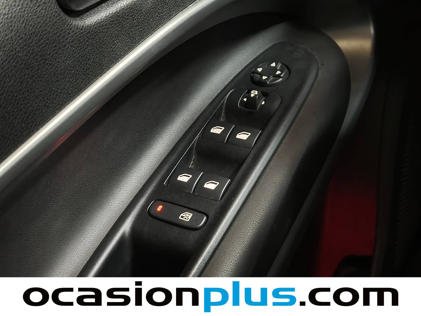 Foto Jeep Avenger Jeep Avenger 1.2 G Summit (100 CV)