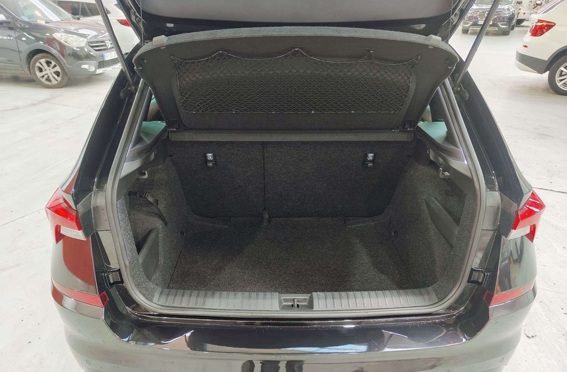 Škoda Kamiq 1.5 TSI Monte Carlo - foto 17