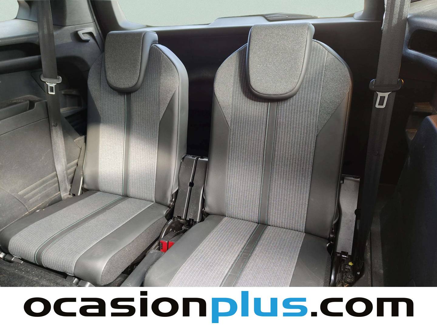 Foto Peugeot 5008 Peugeot 5008 PureTech 130 S&S Allure Pack (130 CV) 7 plazas