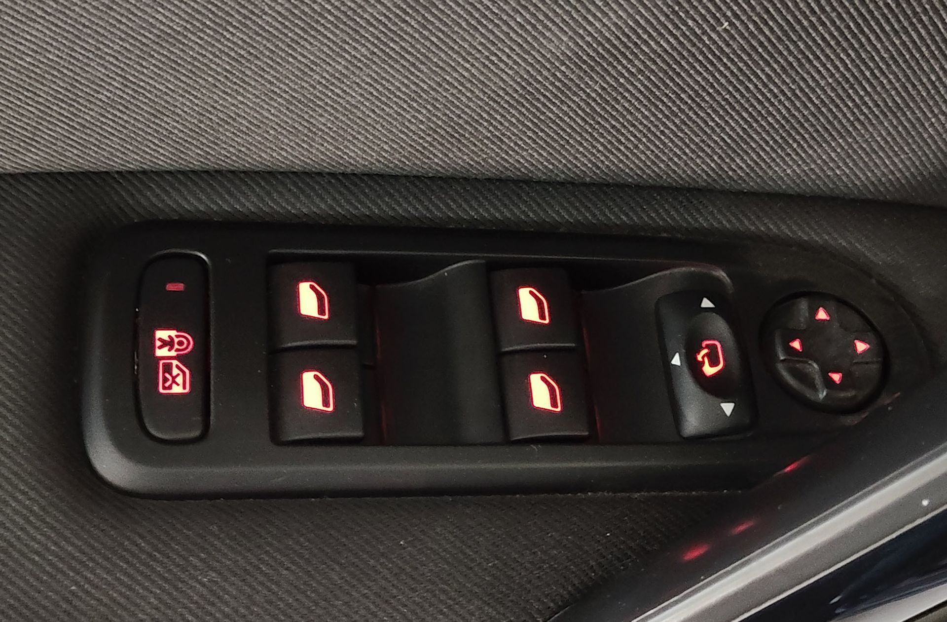 Peugeot 508 1.6 BlueHDi Active - foto 31