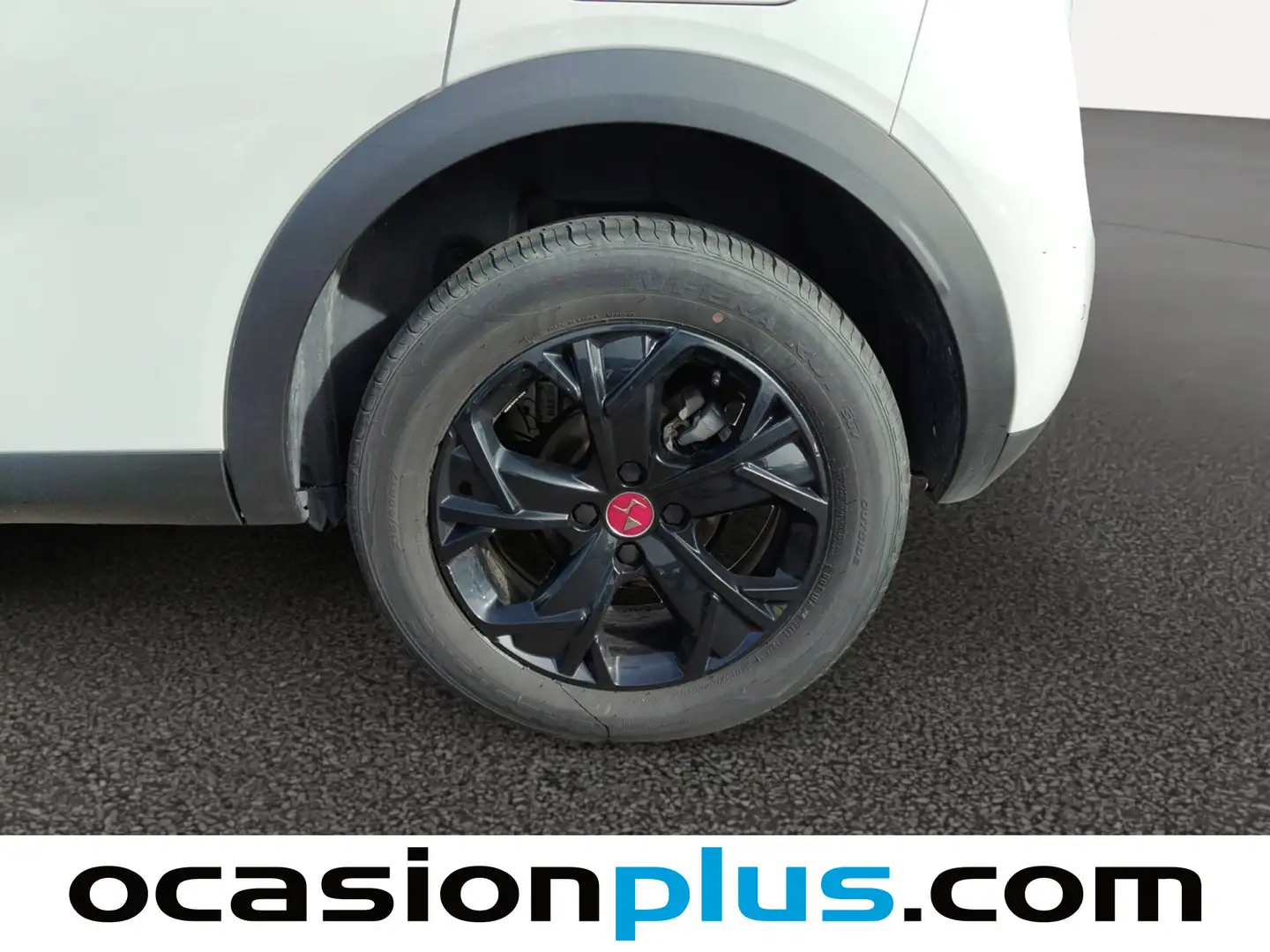 Foto DS DS 3 Crossback DS DS3 Crossback Performance Line BlueHDi (110 CV)