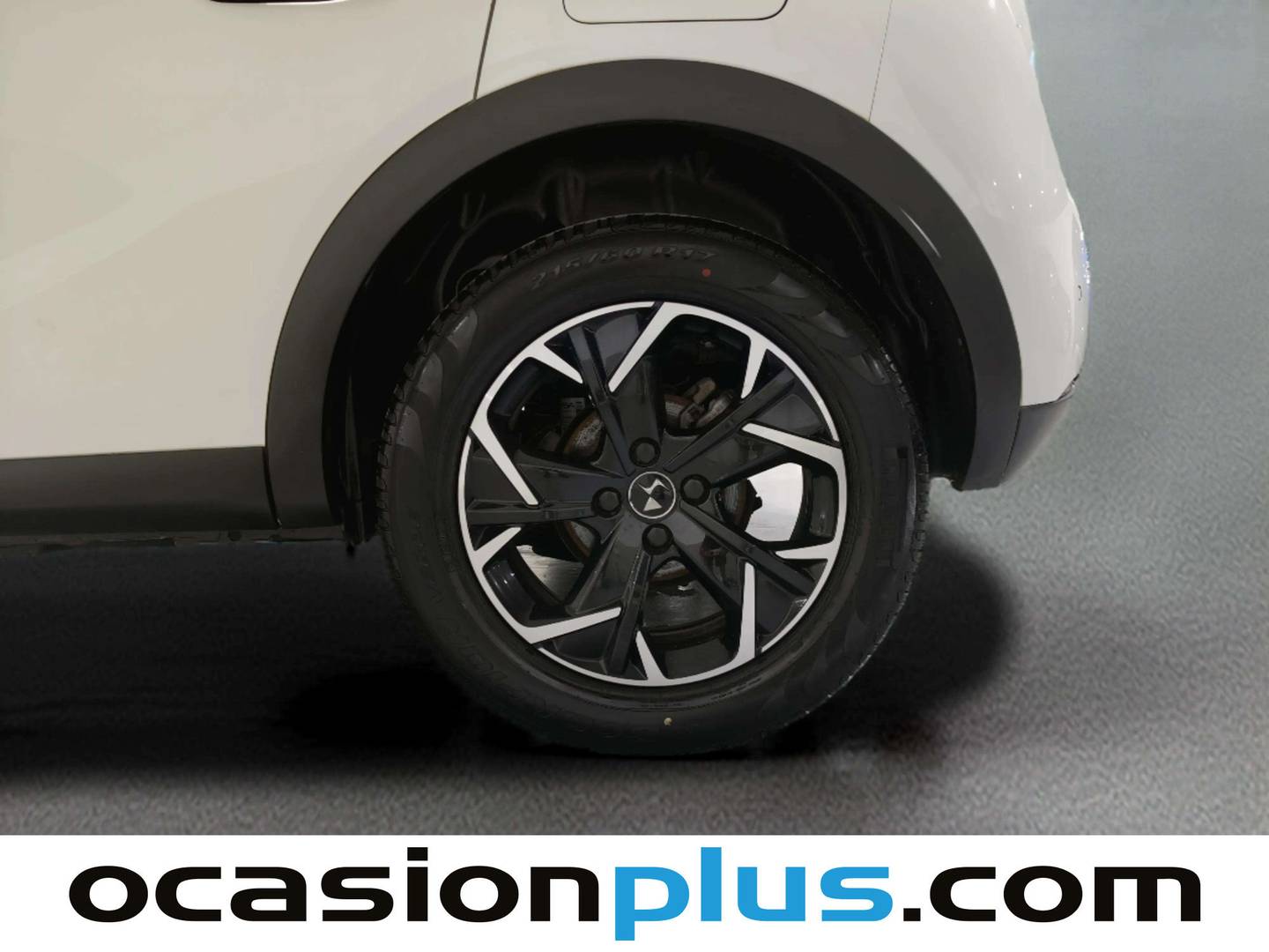 DS DS 3 Crossback DS DS3 Crossback BlueHDi 100 So Chic (100 CV) manual