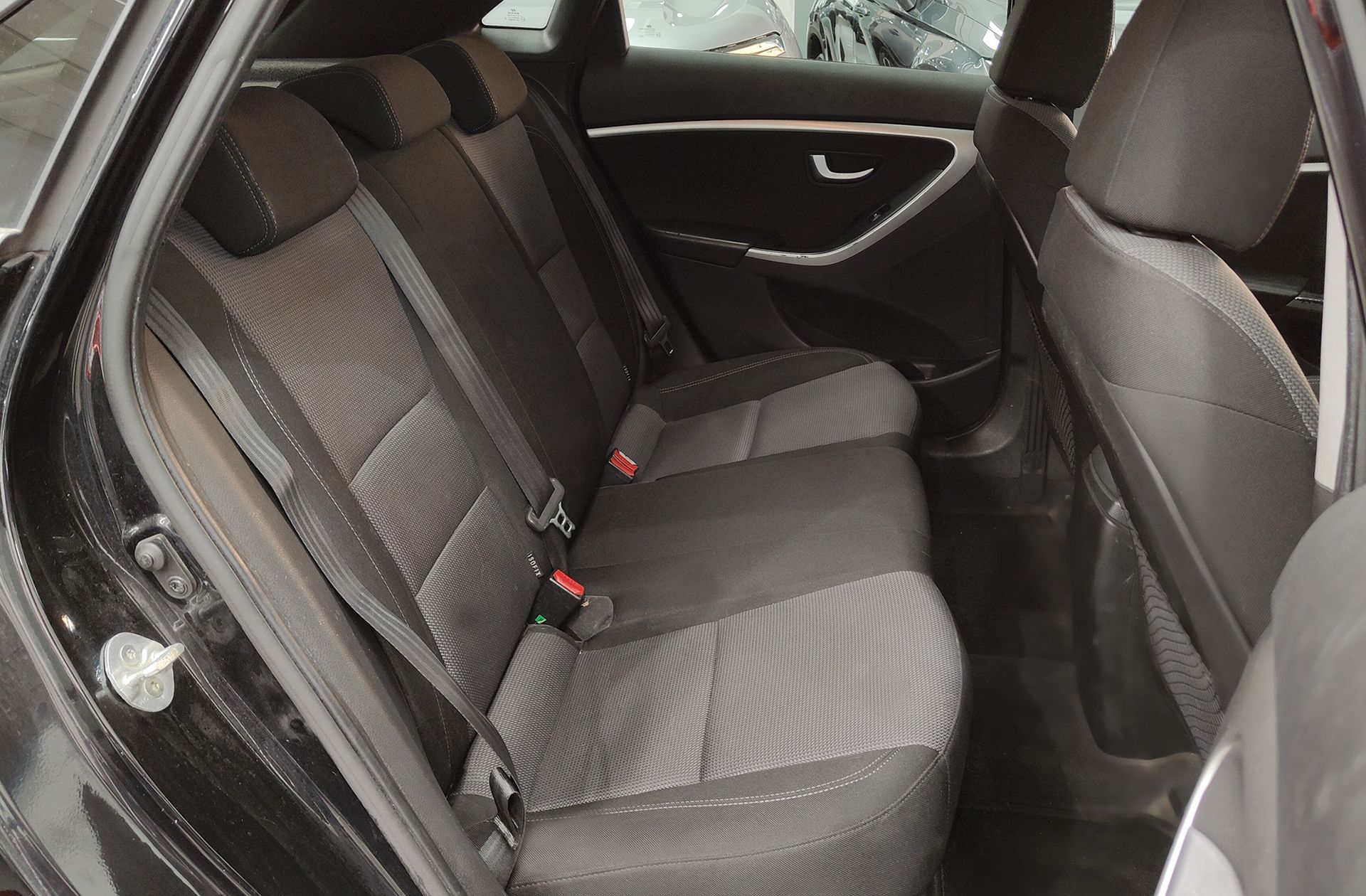 Hyundai i30 1.4 CRDi Go! - foto 14