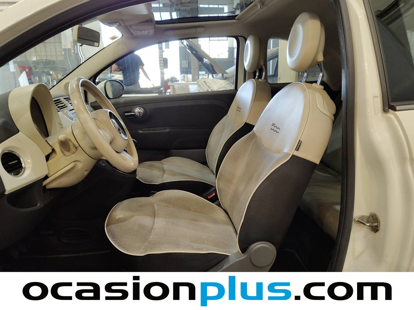 Foto asientos delanteros Fiat 500 Fiat 500 1.2 8v Lounge (69 CV)