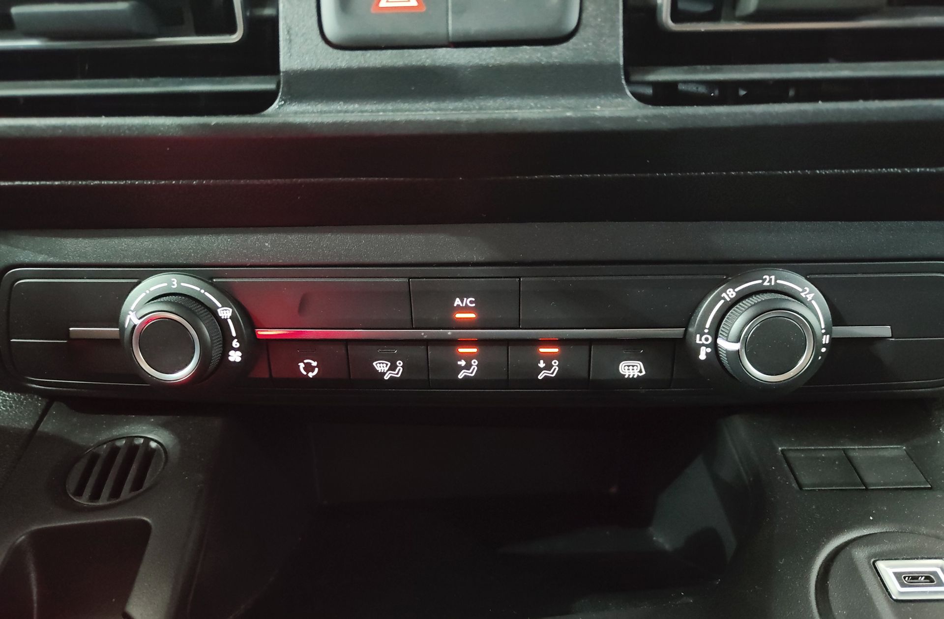Peugeot Partner Furgon 1.5 Diesel XL - foto 24