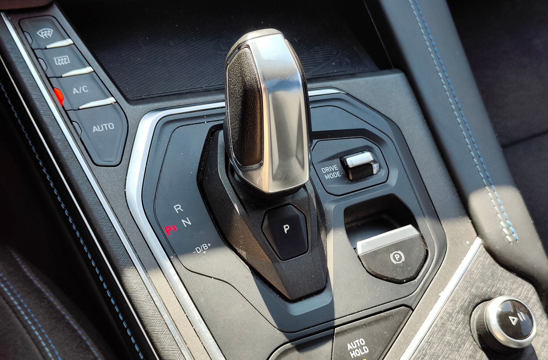 Lynk & Co 01 1.5 PHEV - foto 5