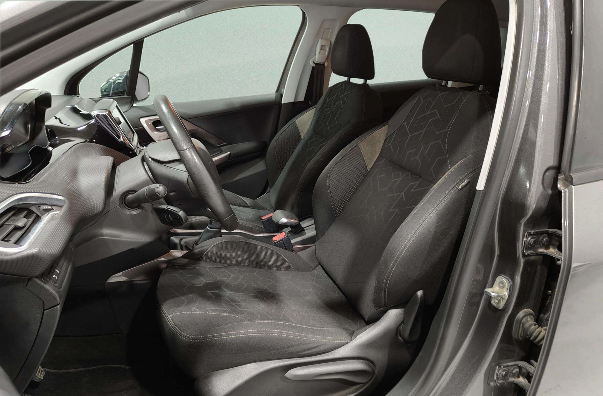 Peugeot 2008 BlueHDi 100 Style - foto 11
