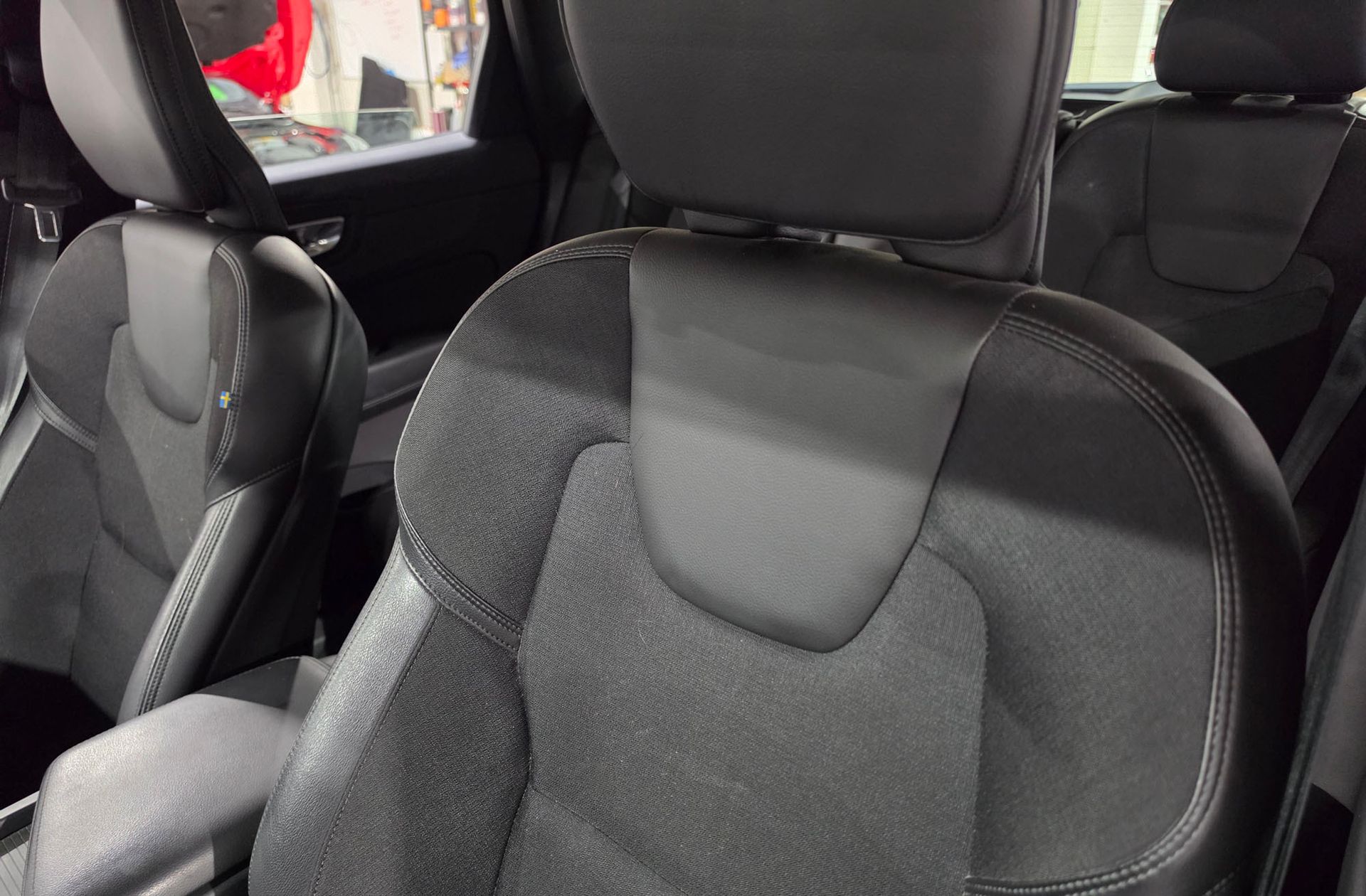 Volvo XC60 T4 Momentum - foto 11