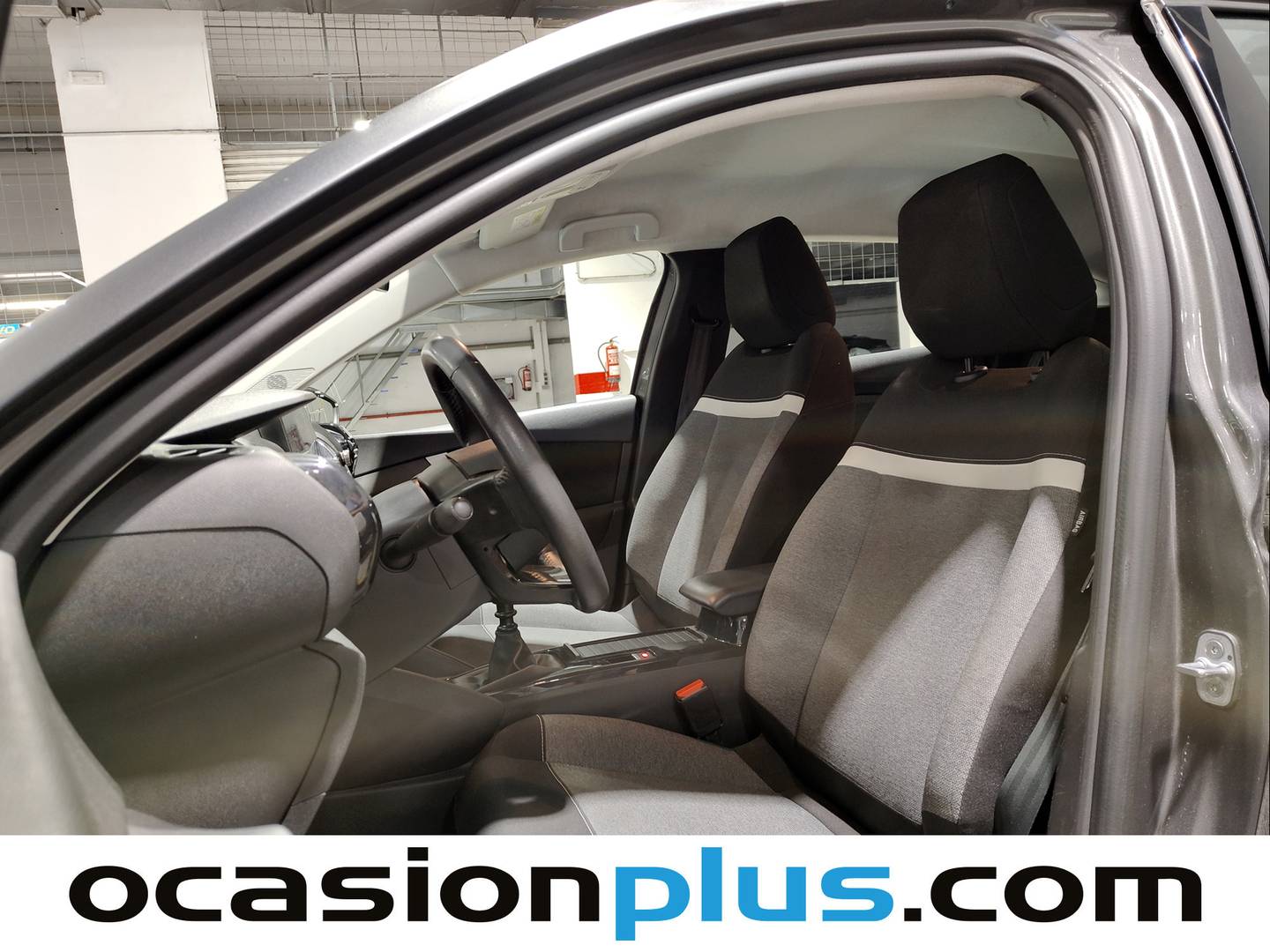 Foto asientos delanteros Citroën C4 Citroën C4 PureTech 100 S&S Feel (100 CV)