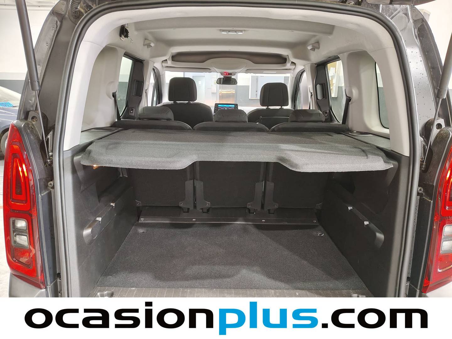 Fotos maletero Citroën Berlingo Citroën Berlingo Combi BlueHDi 100 S&S Talla M Feel Pack (102 CV)