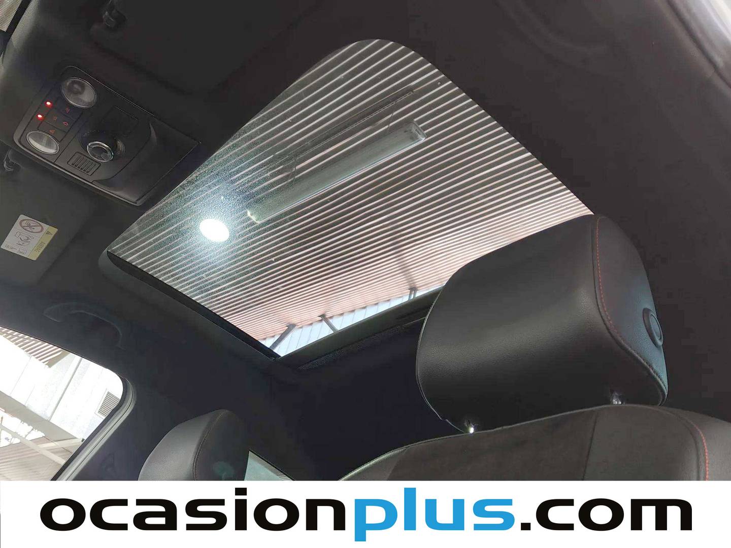 Extras y acabados del Seat León Seat León 2.0 TDI S&S FR Plus (184 CV)