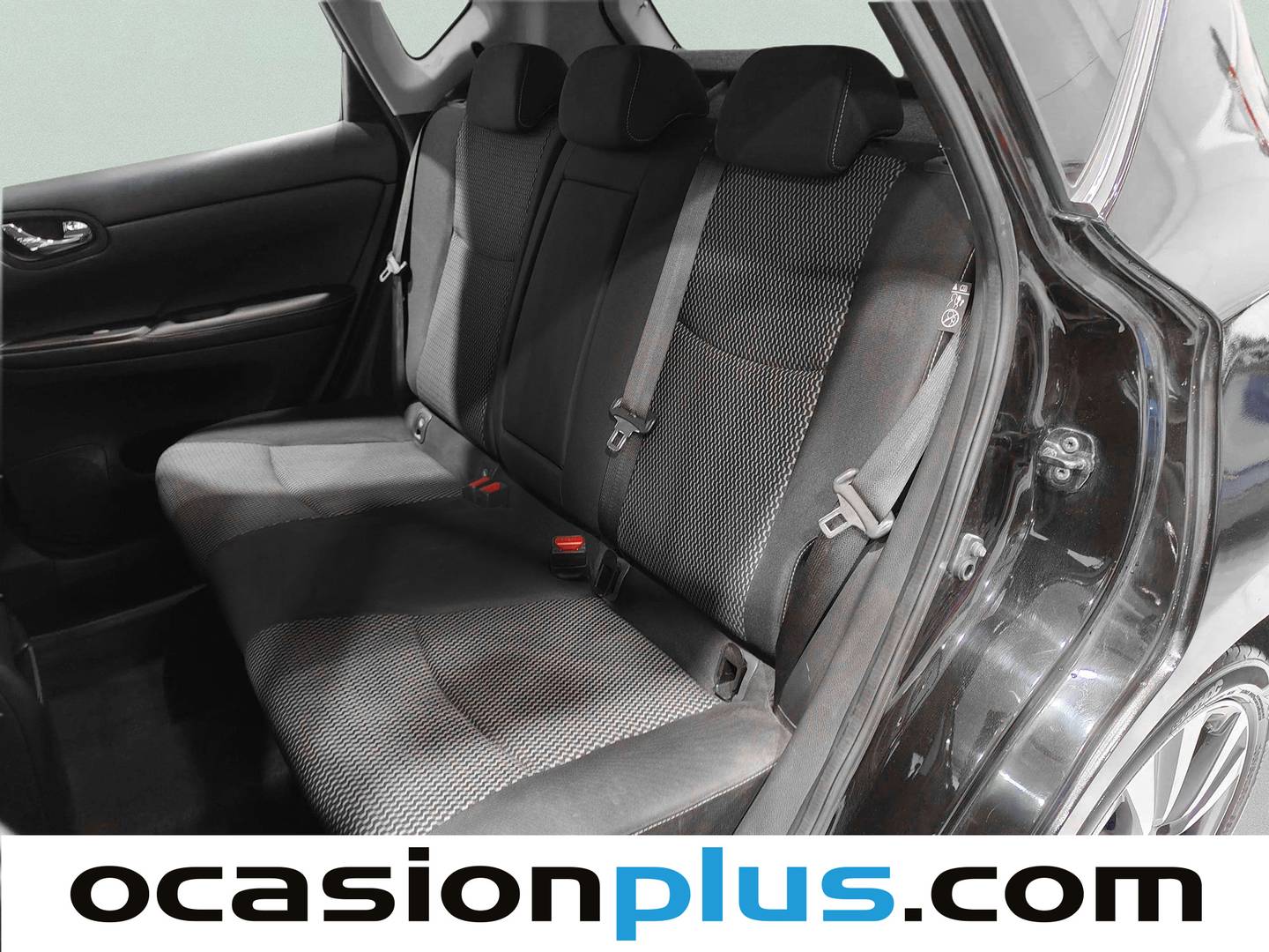 Foto asientos traseros Nissan PULSAR Nissan Pulsar 1.5 dCi N Tec (110 CV)