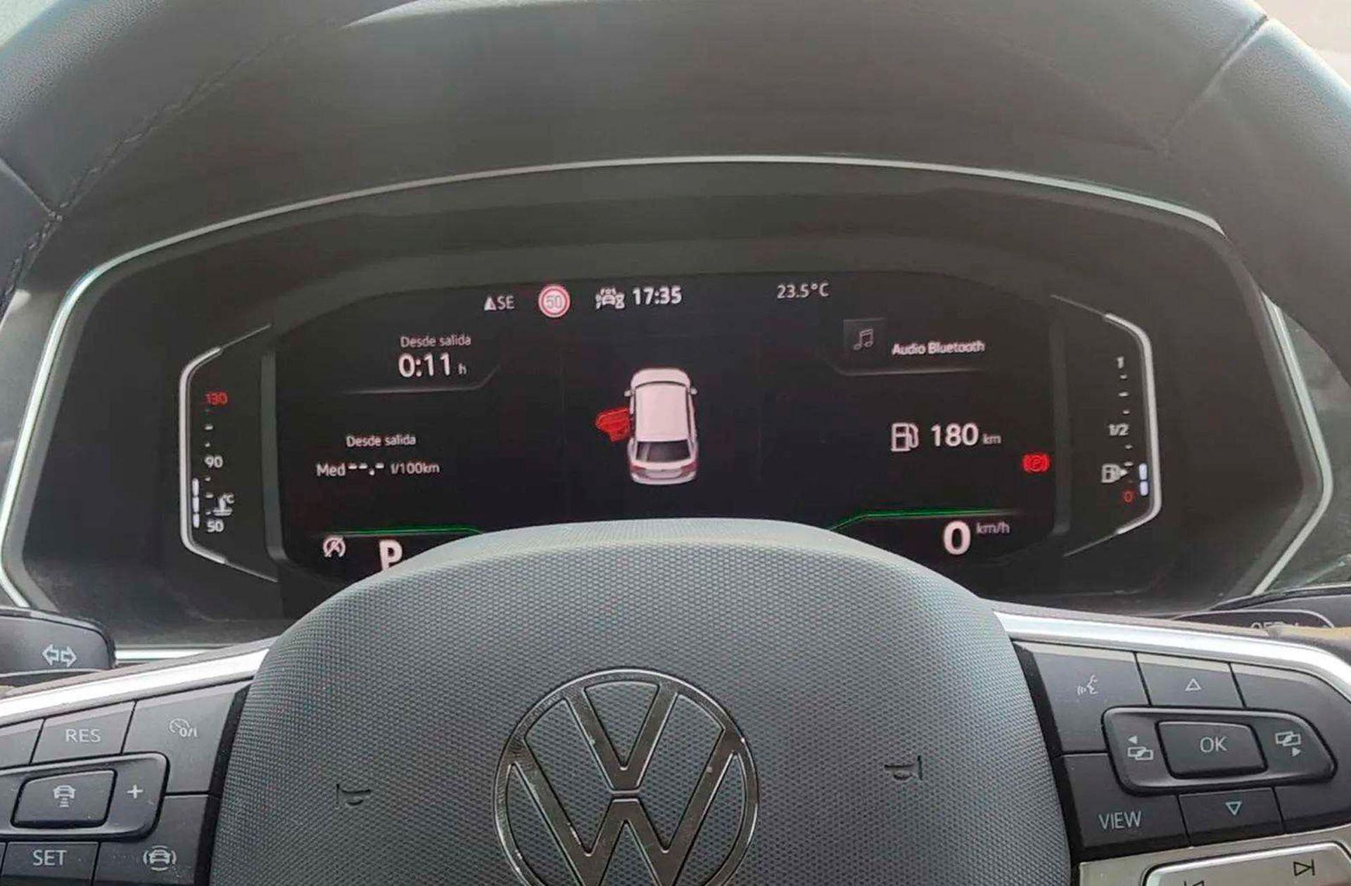 Volkswagen Tiguan Urban Sport 2.0 TDI DSG - foto 26
