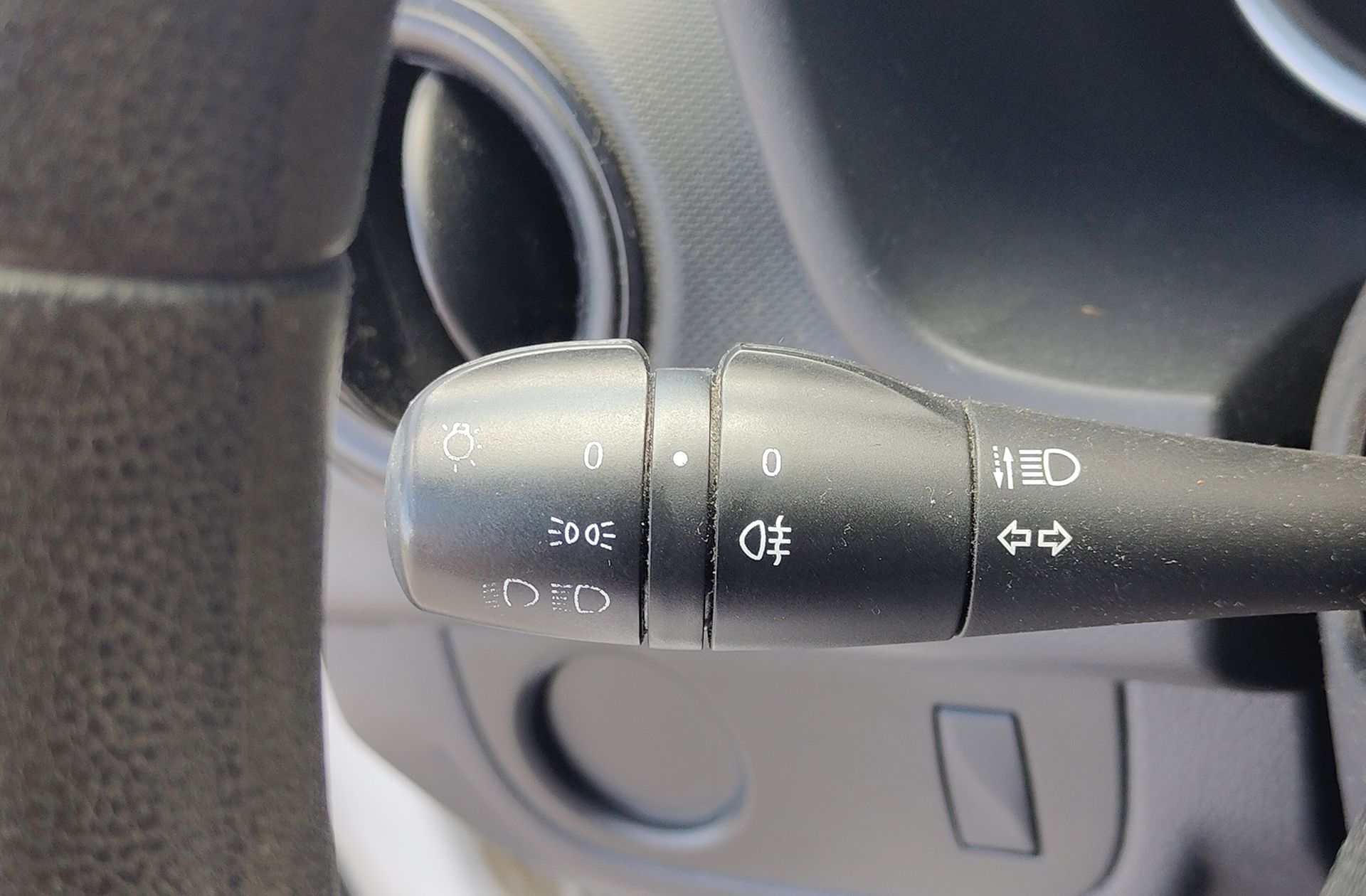 Dacia Sandero Ambiance 1.0 - foto 19