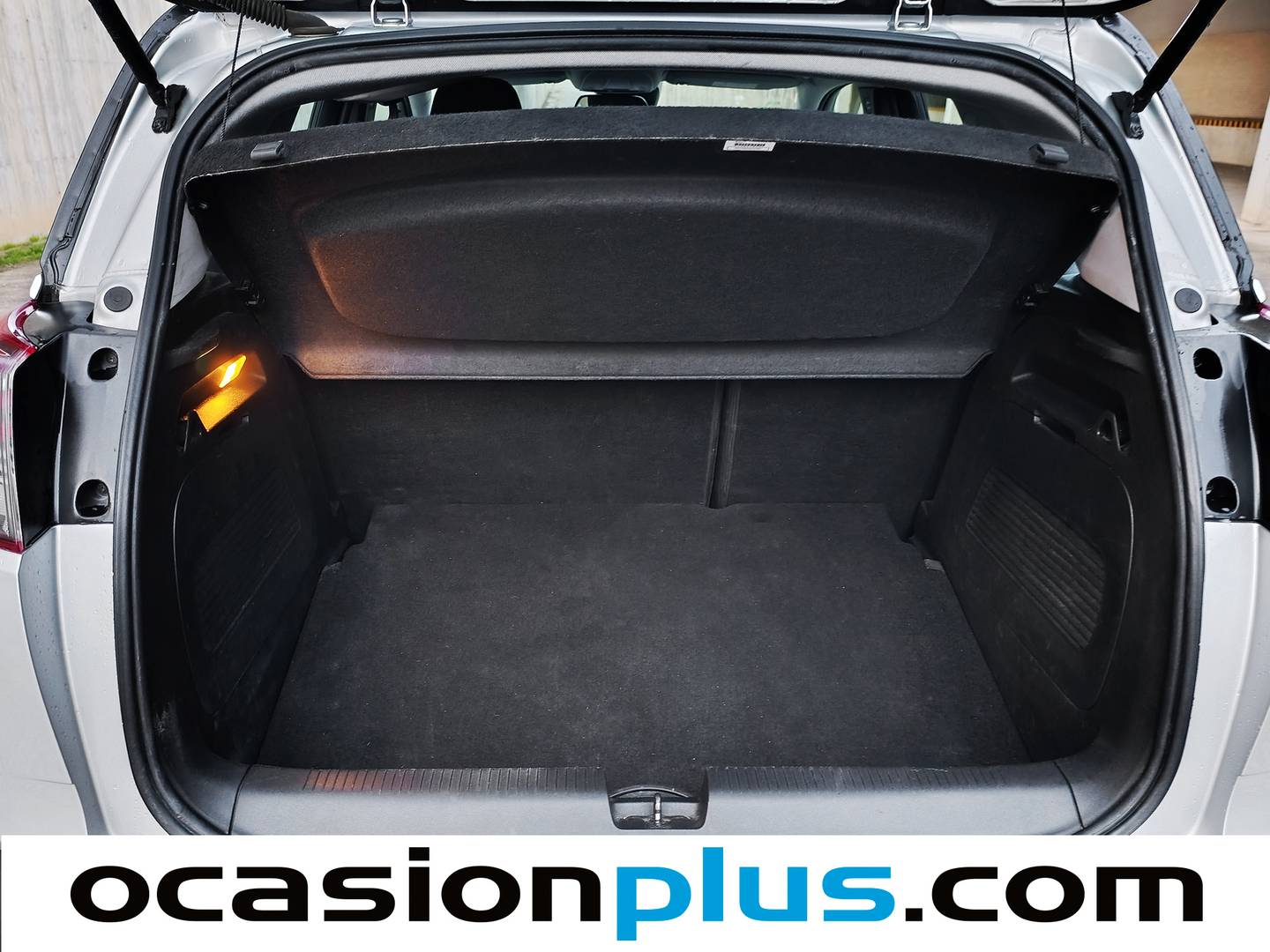 Fotos maletero Opel Crossland X Opel Crossland X 1.2 Edition  (110 CV)