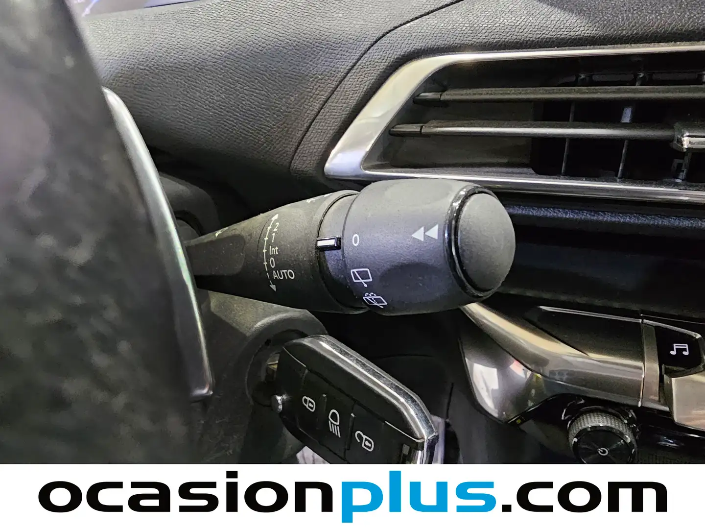 Foto Peugeot 3008 Peugeot 3008 BlueHDI 130 S&S Active EAT8  (130 CV)