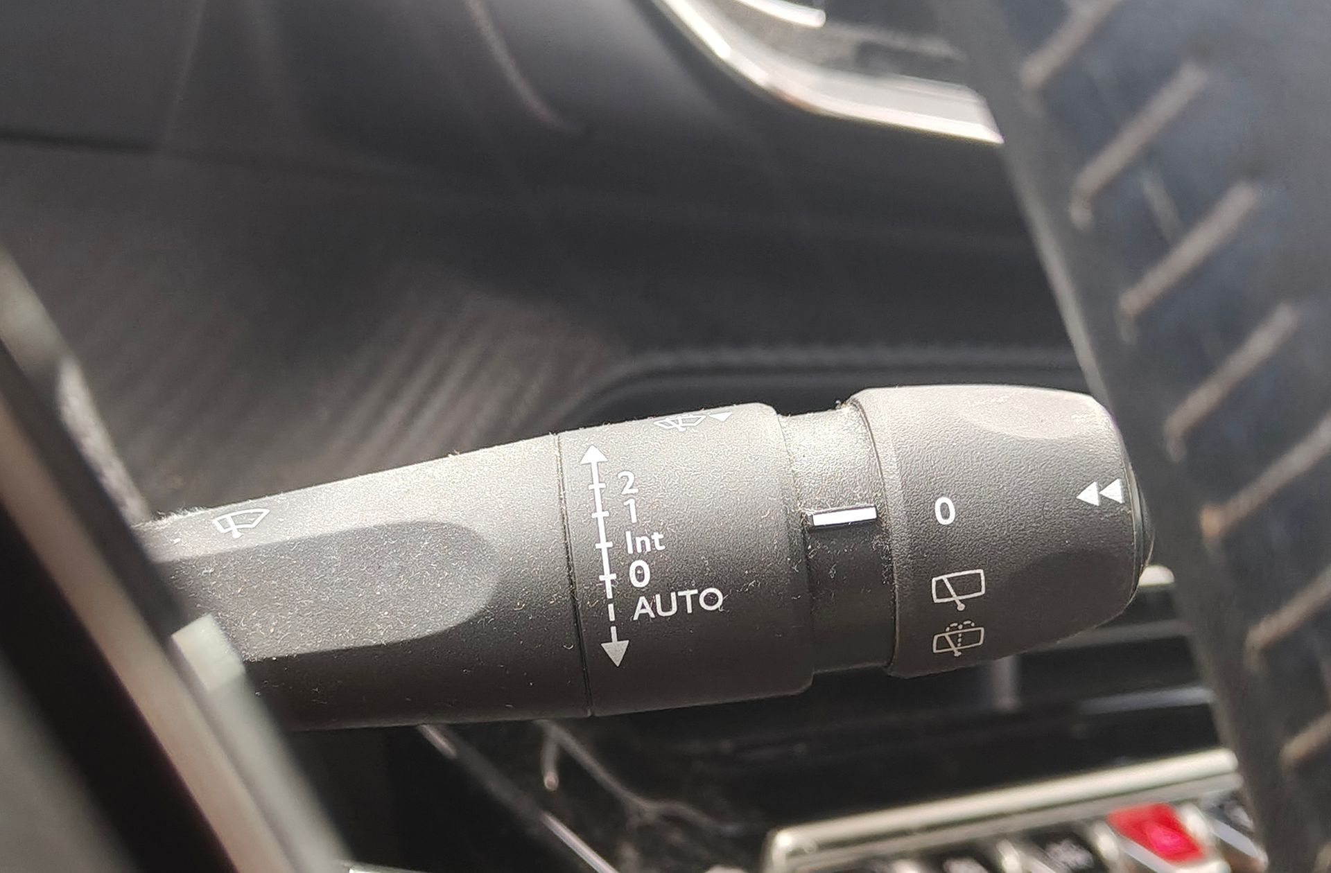 Peugeot 2008 PureTech 100 Active Pack - foto 28
