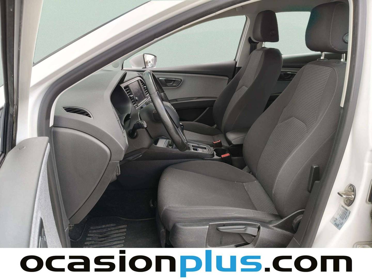 Foto asientos delanteros Seat León Seat León 1.6 TDI S&S Style (115 CV)
