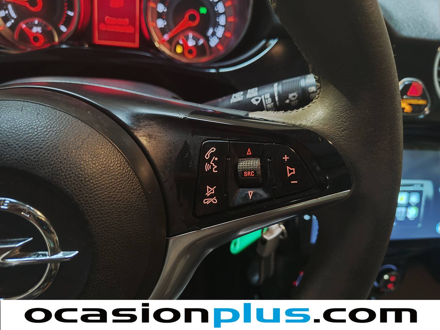 Foto Opel Adam Opel Adam 1.4 XEL Glam (87 CV)